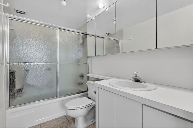 600 Three Islands Blvd 1101, Hallandale Beach, FL 33009