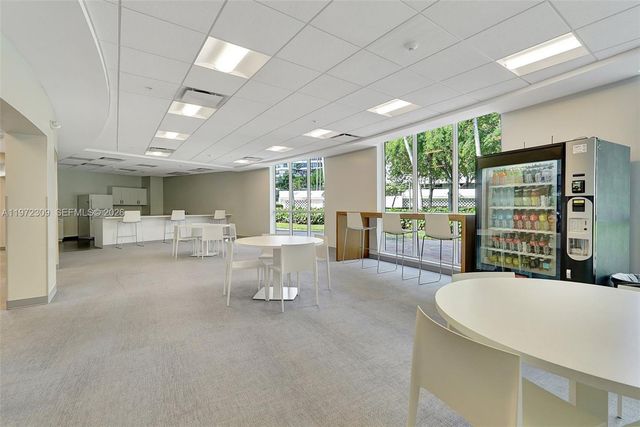 600 Three Islands Blvd 1101, Hallandale Beach, FL 33009