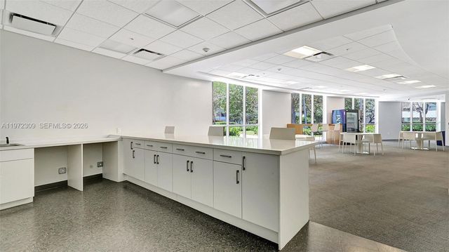 600 Three Islands Blvd 1101, Hallandale Beach, FL 33009