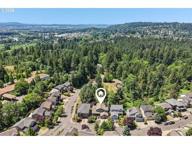 2445 W 10TH St, Washougal, WA 98671