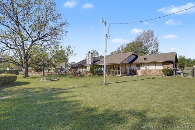 8217 N 165th Avenue, Owasso, OK 74055