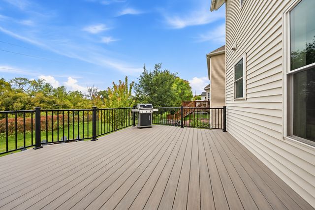 5357 Empire Lane N, Plymouth, MN 55446