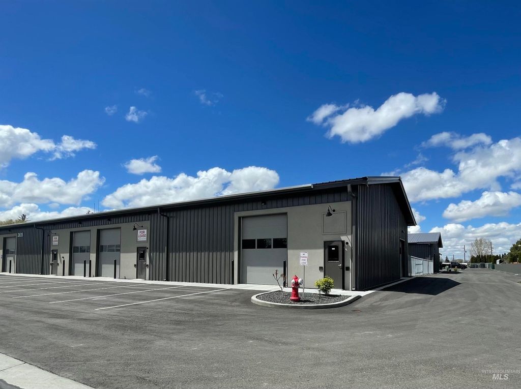 2635 Kimberly Rd 200, Twin Falls, ID 83301
