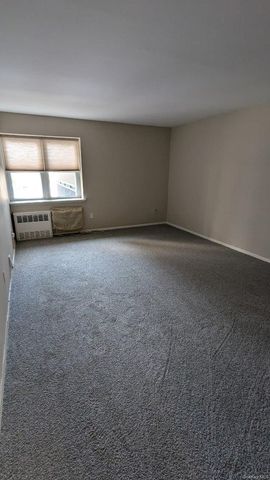 740 East Broadway 2F, Long Beach, NY 11561