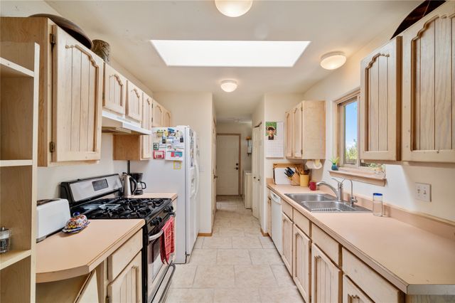 5 Eldorado, Santa Fe, NM 87508