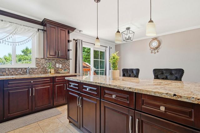 2601 Evergreen Drive, San Bruno, CA 94066