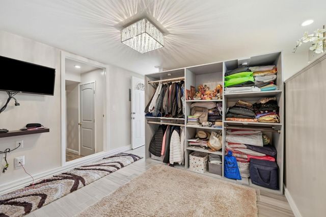 2601 Evergreen Drive, San Bruno, CA 94066