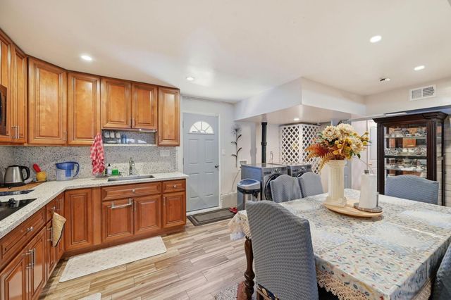 2601 Evergreen Drive, San Bruno, CA 94066