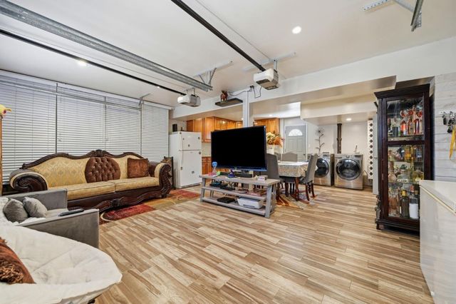 2601 Evergreen Drive, San Bruno, CA 94066
