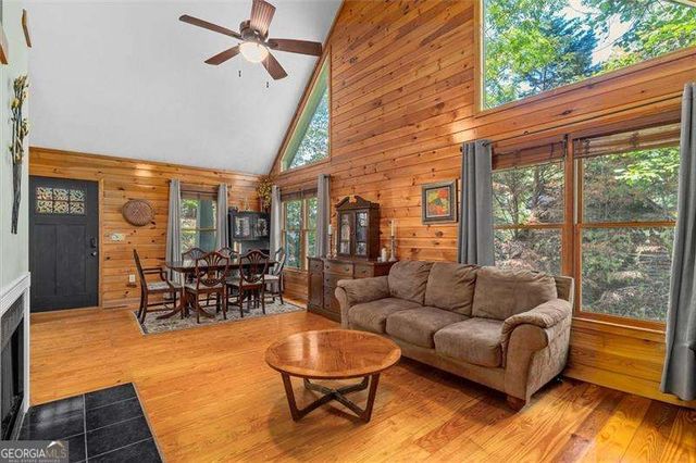1083 Mountain Oak Road, Ellijay, GA 30536