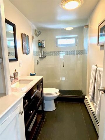 85 Eustis Street, Newport, RI 02840