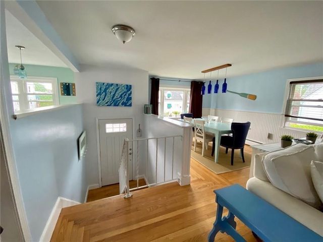 85 Eustis Street, Newport, RI 02840