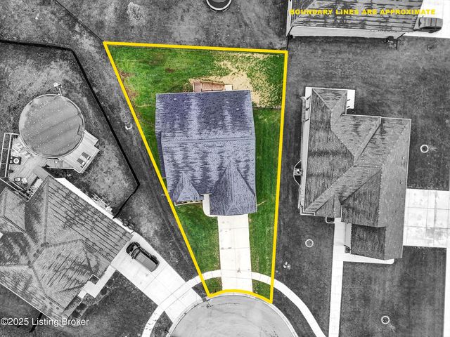 120 Burlington Ct, Mt Washington, KY 40047