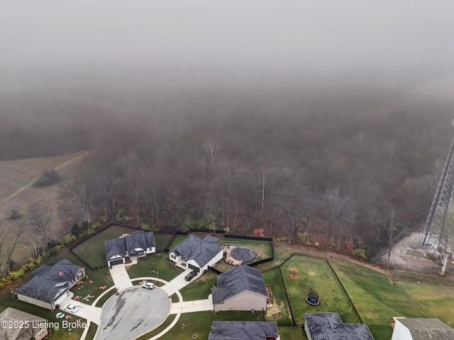 120 Burlington Ct, Mt Washington, KY 40047