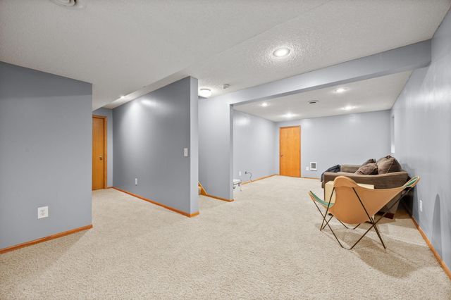 12688 74th Avenue N, Maple Grove, MN 55369