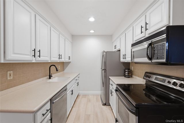 183 Millard Avenue 183, West Babylon, NY 11704