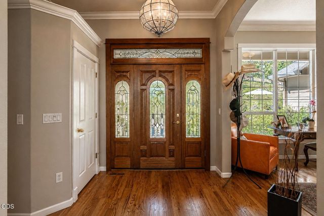 651 Holton Road, Talent, OR 97540