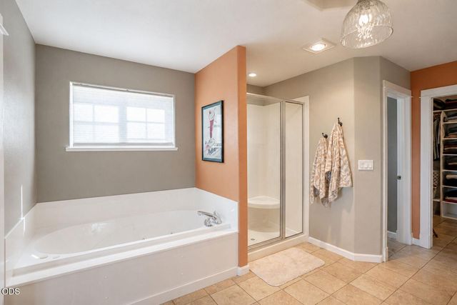 651 Holton Road, Talent, OR 97540