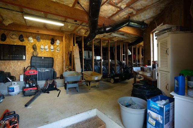 651 Holton Road, Talent, OR 97540