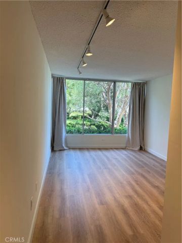 32646 Coastsite Drive 101, Rancho Palos Verdes, CA 90275