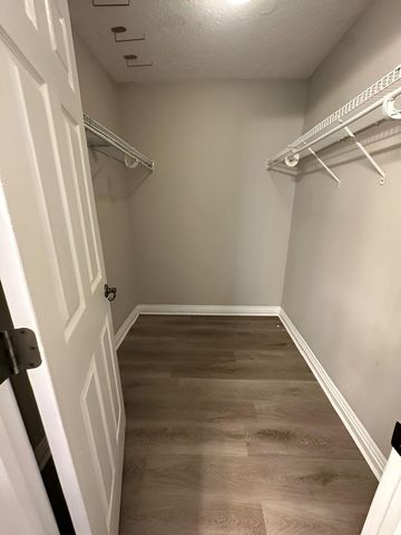819 S Southgate Drive, Nixa, MO 65714