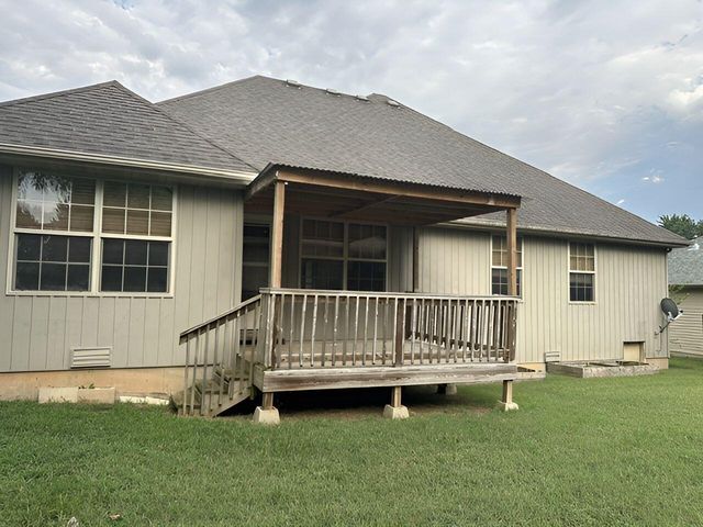 819 S Southgate Drive, Nixa, MO 65714