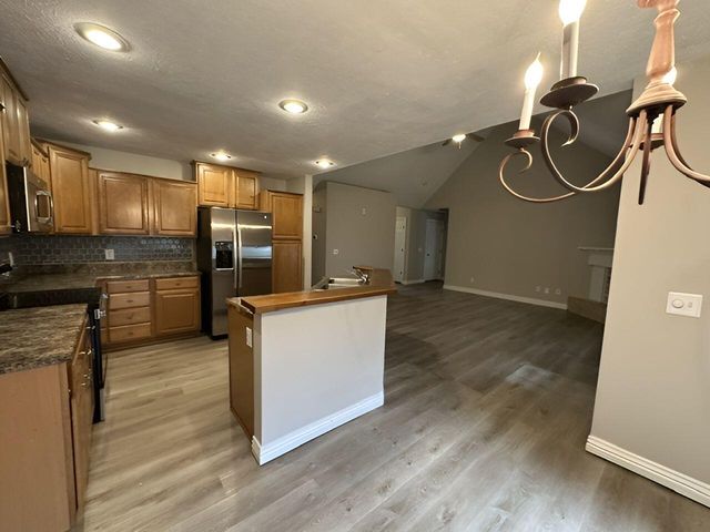 819 S Southgate Drive, Nixa, MO 65714