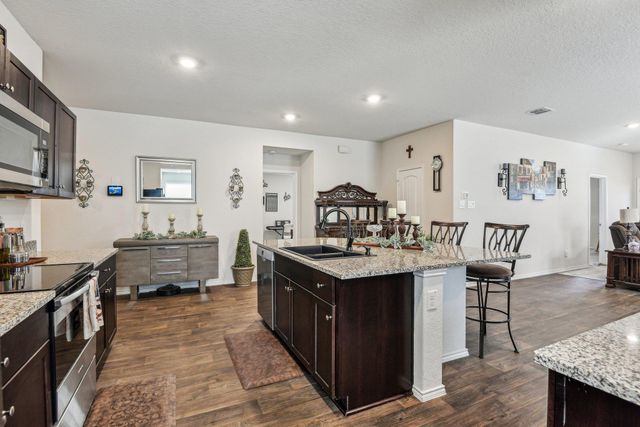 759 Ocelot CT, Seguin, TX 78155