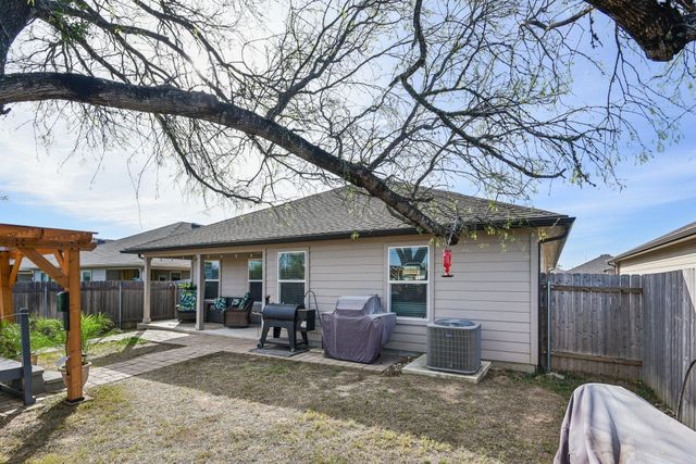 759 Ocelot CT, Seguin, TX 78155