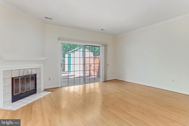 7170 WESTFIELD CT, Alexandria, VA 22306