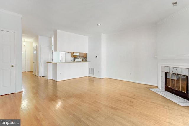 7170 WESTFIELD CT, Alexandria, VA 22306