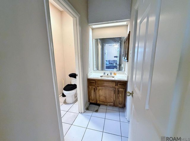 5235 Cumberland Cove Dr, Baton Rouge, LA 70817