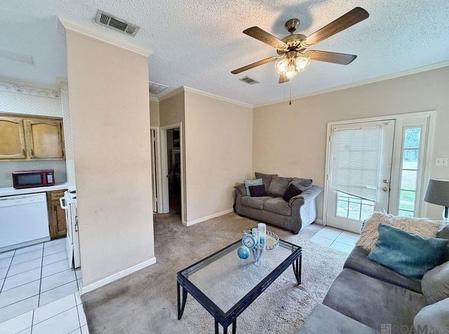 5235 Cumberland Cove Dr, Baton Rouge, LA 70817