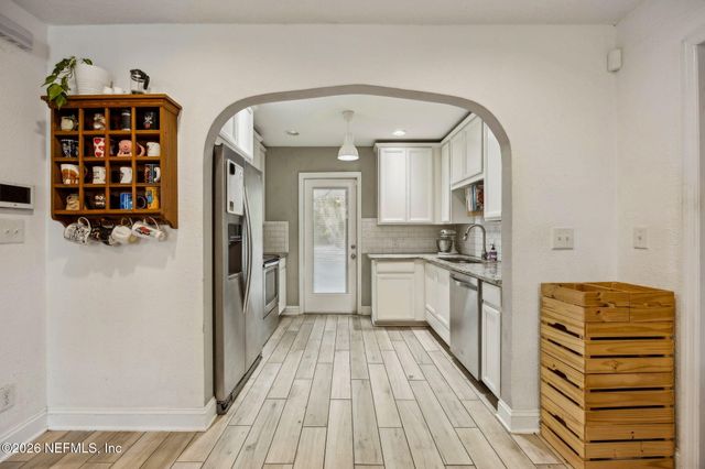 2846 CHEROKEE Circle W, Jacksonville, FL 32205