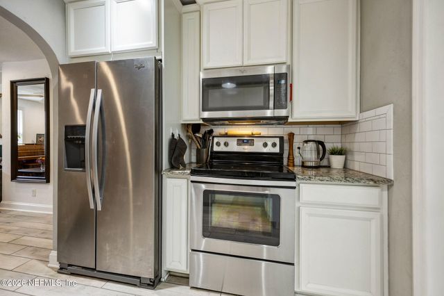 2846 CHEROKEE Circle W, Jacksonville, FL 32205