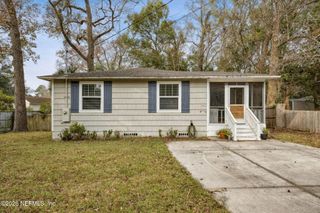 2846 CHEROKEE Circle W, Jacksonville, FL 32205
