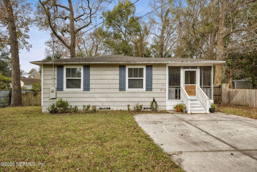 2846 CHEROKEE Circle W, Jacksonville, FL 32205