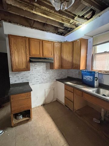 1991 Lawrence Street, Detroit, MI 48206