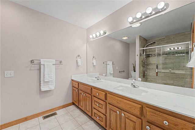 31 Skelton Drive, Bella Vista, AR 72715