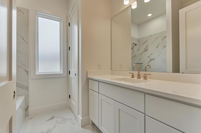 18332 Woodstream Crossing Road, Montgomery, TX 77316