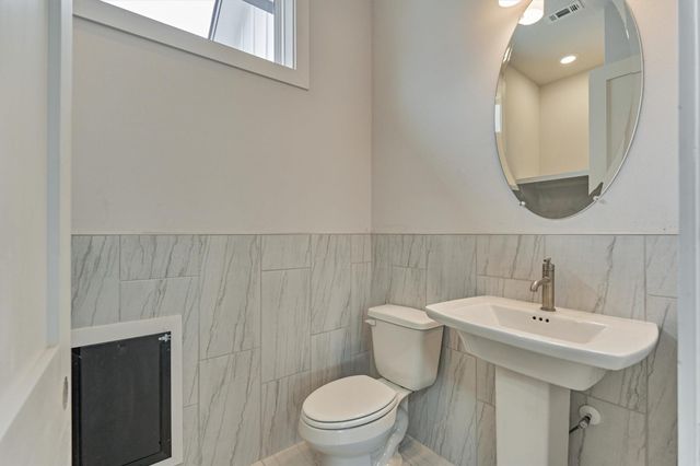 18332 Woodstream Crossing Road, Montgomery, TX 77316