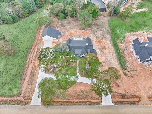 18332 Woodstream Crossing Road, Montgomery, TX 77316