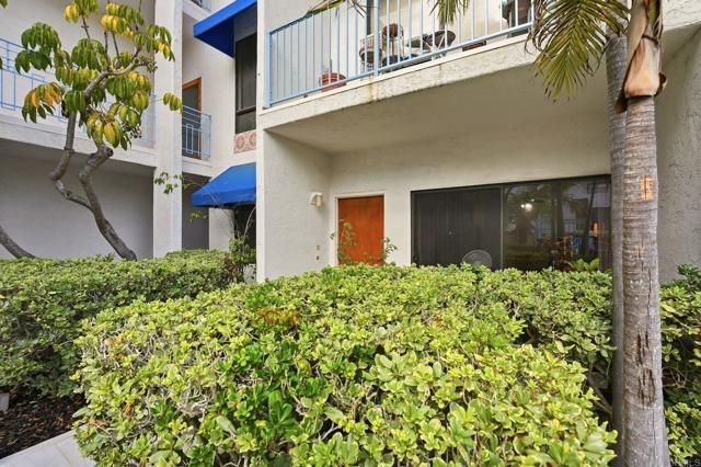 8310 Regents Road 1E, San Diego, CA 92122