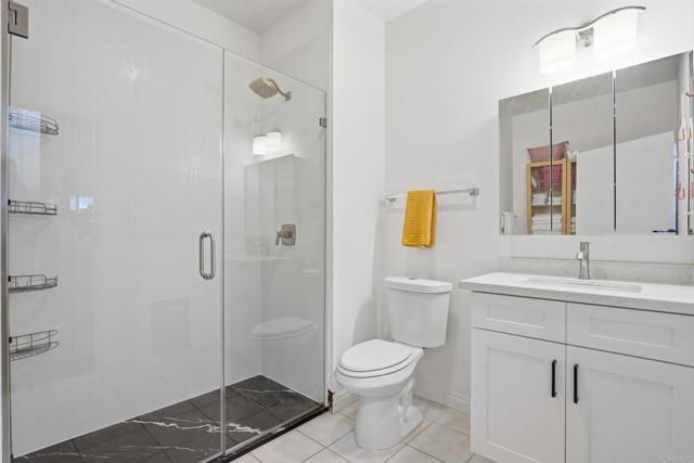 8310 Regents Road 1E, San Diego, CA 92122