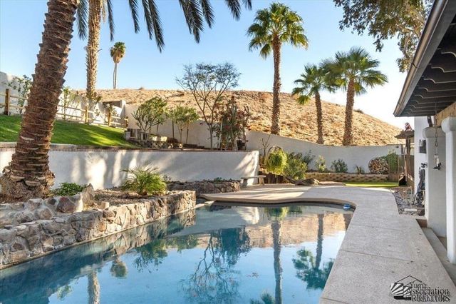 1925 S Ridgeview Dr, Yuma, AZ 85364