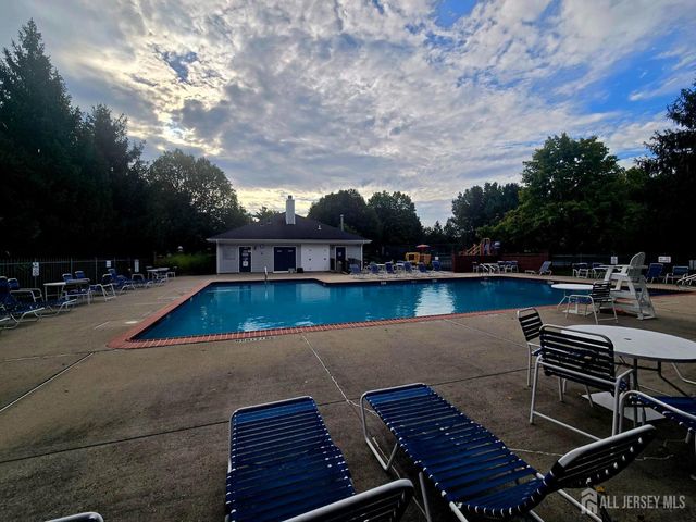 113 Gregory Lane, Franklin, NJ 08823