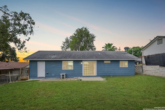 4511 Glen Loche, San Antonio, TX 78217