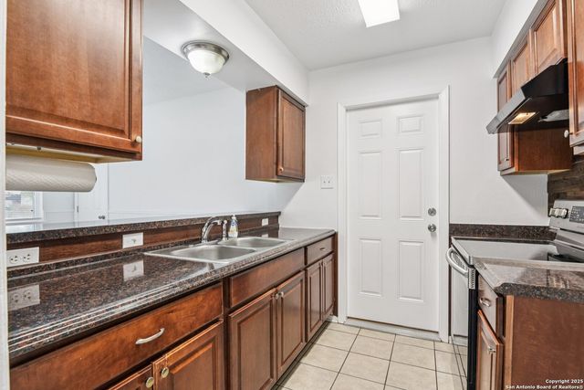 4511 Glen Loche, San Antonio, TX 78217