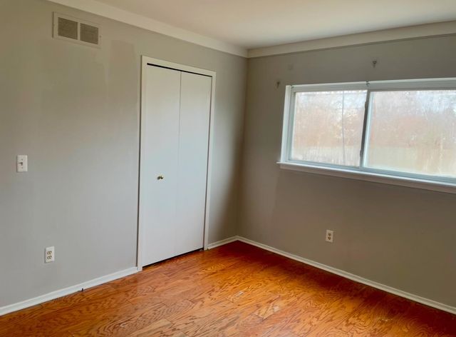 22580 Oaklane Street, Warren, MI 48089