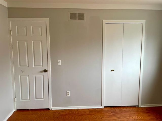 22580 Oaklane Street, Warren, MI 48089